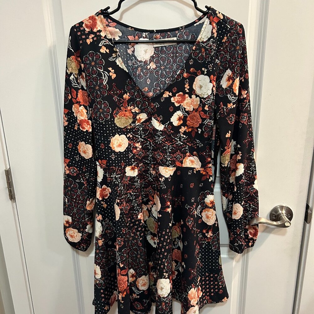 Abercrombie & Fitch Fit & Flare Black Floral Print Long Sleeve Mini Dress Size M